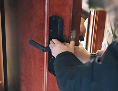 建湖24小时上门开锁公司